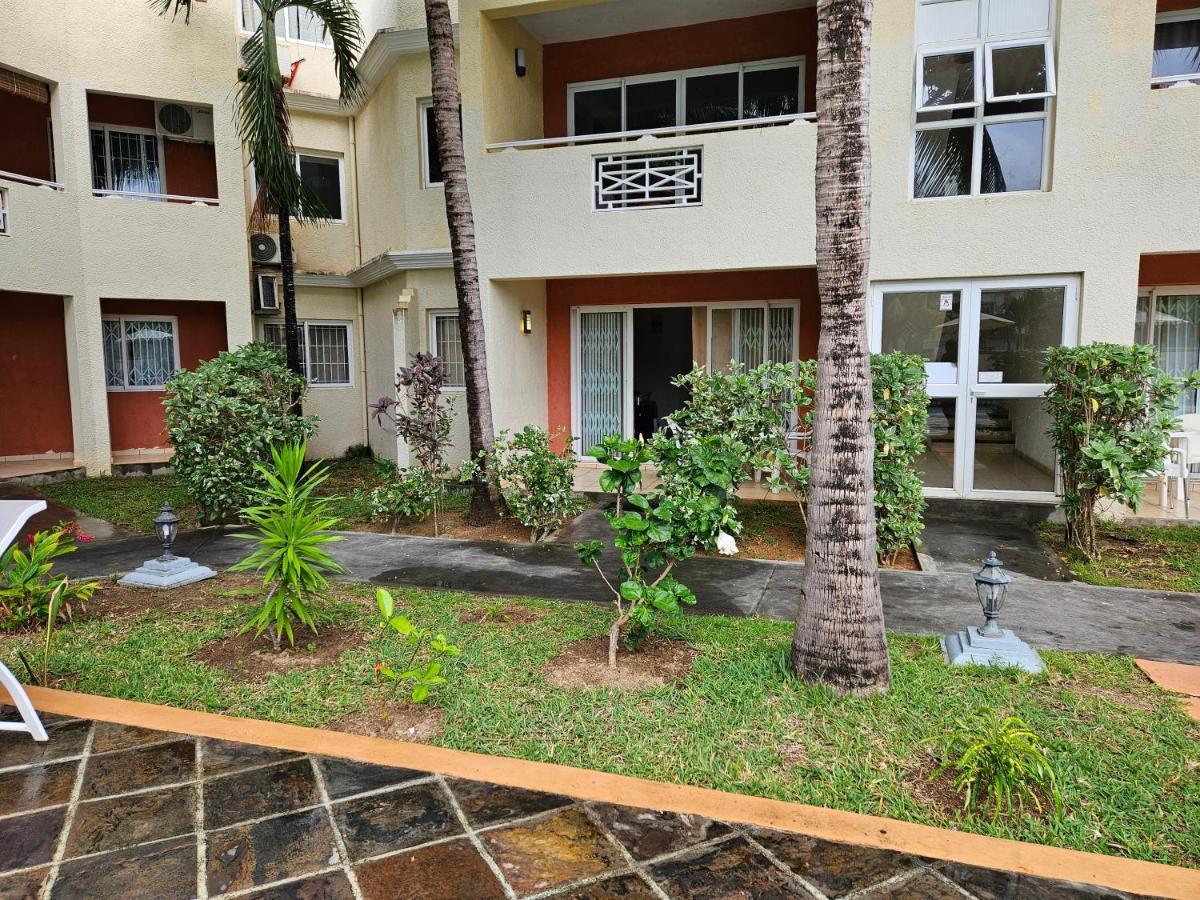 Flic En Flac, Les Orchidees, 3 Bedroom Ground Floor Apartment, Exteriör bild